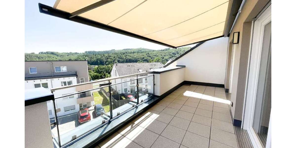 Etagenwohnung Bad Endbach - 3 Zimmer, 124 m&sup2;, 1.210&euro; | Angebot:27359303