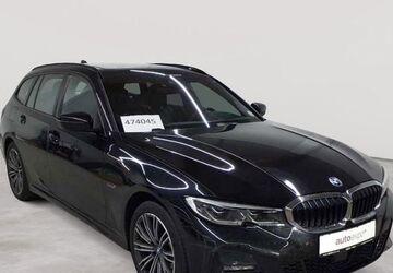 BMW 330 81.085 km 29.489 &euro; Fernwald-Steinbach 35463
