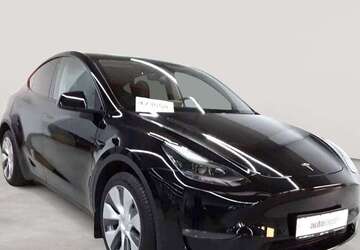 Tesla Model Y 84.401 km 31.590 &euro; Fernwald-Steinbach 35463