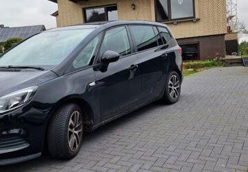 Opel Zafira Tourer 80.000 km 12.850 &euro; Marburg 35041