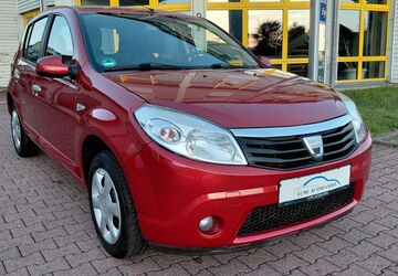 Dacia Sandero 100.290 km 2.999 &euro; Cölbe 35091