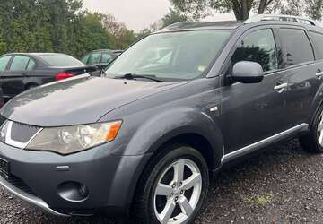 Mitsubishi Outlander 203.011 km 2.699 &euro; Gladenbach 35075
