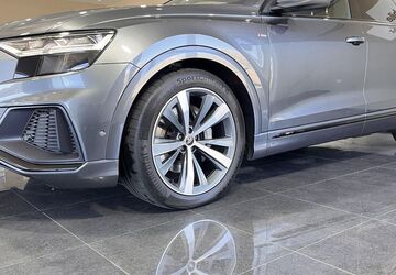 Audi Q8 138.000 km 44.890 &euro; Dautphetal 35232