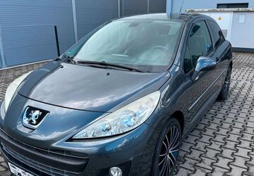 Peugeot 207 89.000 km 3.999 &euro; Rauschenberg 35282