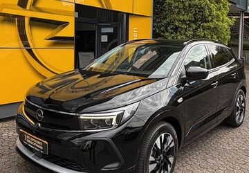 Opel Grandland (X) 37.146 km 23.950 &euro; Battenberg (Eder) 35088