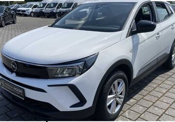 Opel Grandland (X) 15.219 km 16.990 &euro; Marburg 35043