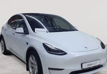 Tesla Model Y 89.634 km 29.989 &euro; Fernwald-Steinbach 35463